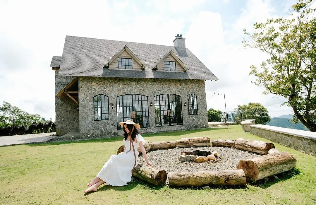 The Old Country Stone House-1